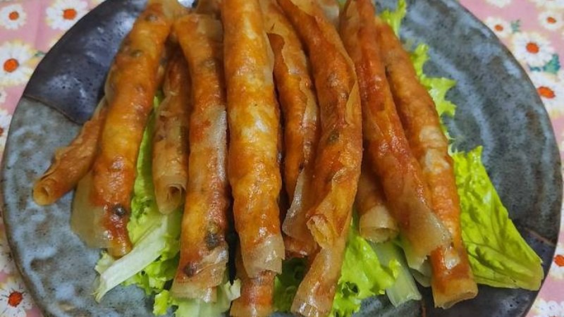 Thành phẩm chả giò que