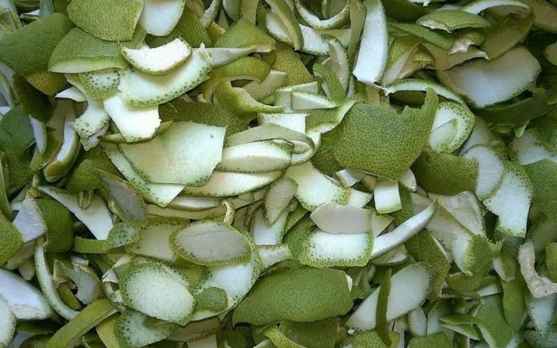 Gội đầu bằng vỏ bưởi