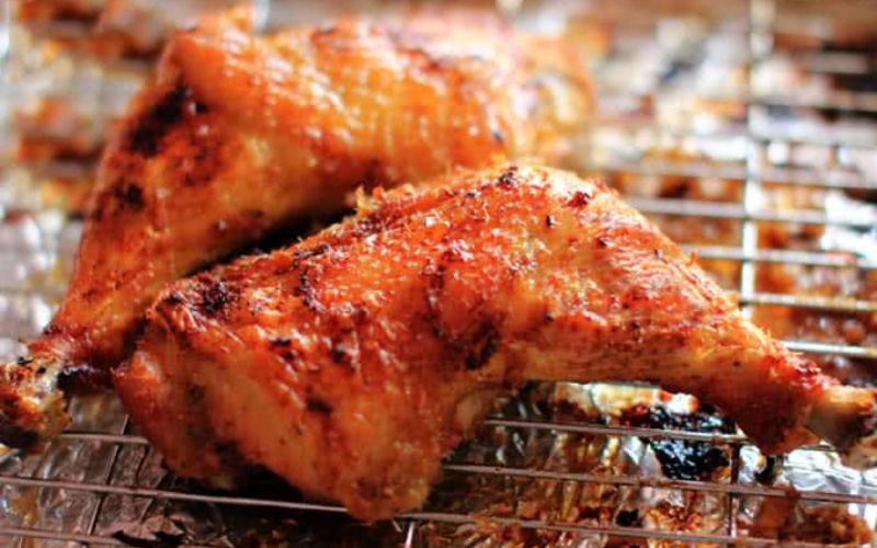 Đùi gà tây nướng mặt ong