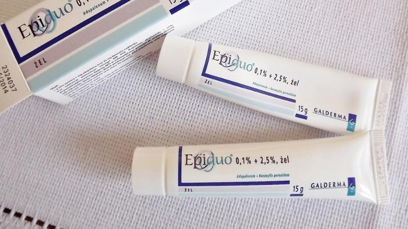 Một số tác dụng phụ có thể gặp khi dùng chấm mụn Epiduo