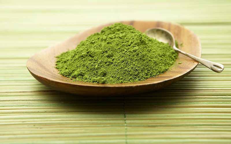 Mặt nạ trà xanh nghệ mật ong, bộ ba trị mụn chỉ sau vài tuần