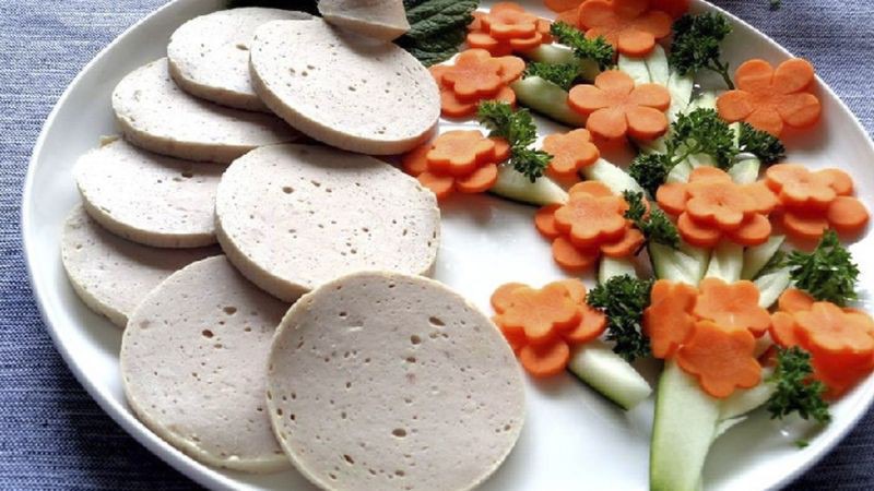 Ngửi mùi chả lụa