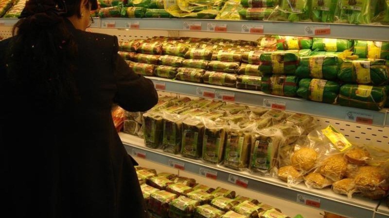 Mua tại những cửa hàng uy tín