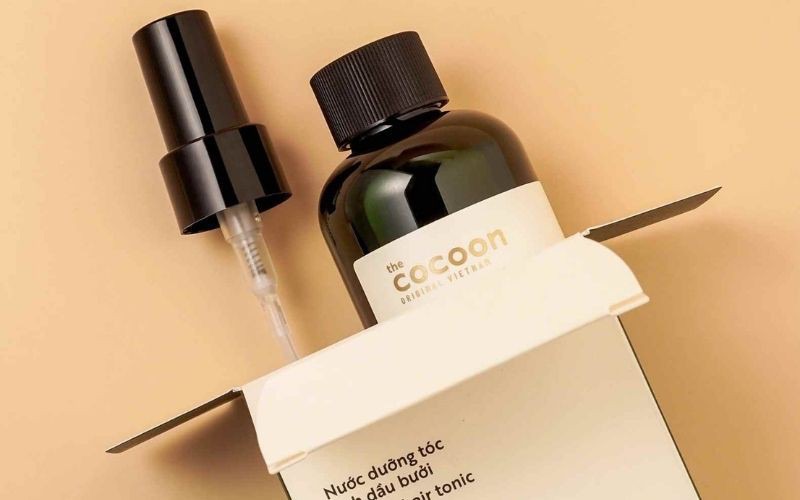 Bao bì và thiết kế của xịt dưỡng tóc Cocoon