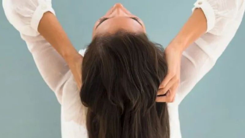 Phương pháp lộn ngược giúp kích thích mọc tóc