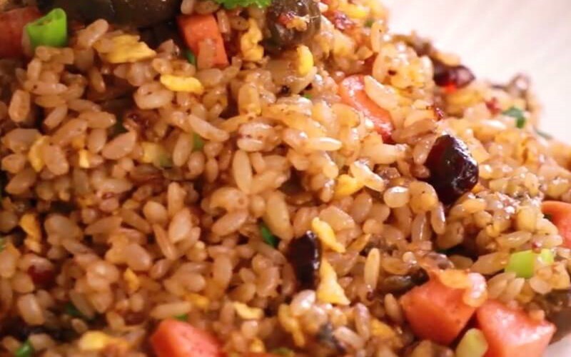 Cơm chiên trứng bắc thảo