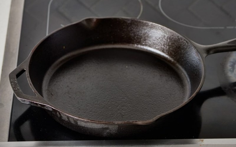 Tôi chảo giúp chảo không bị gỉ khi sử dụng lâu dài